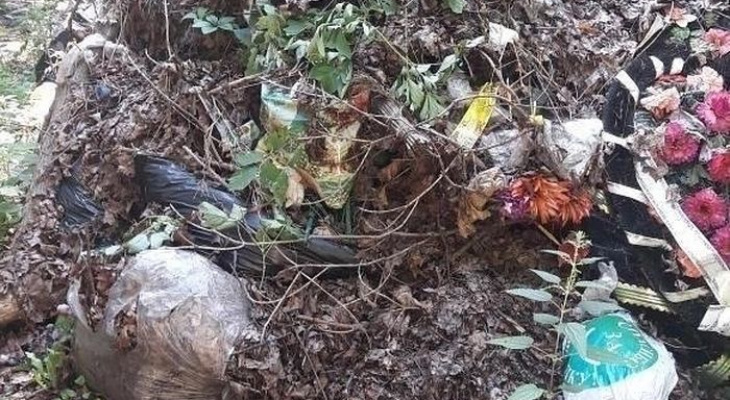 Пензенцы пожаловались Олегу Мельниченко на горы мусора на кладбище