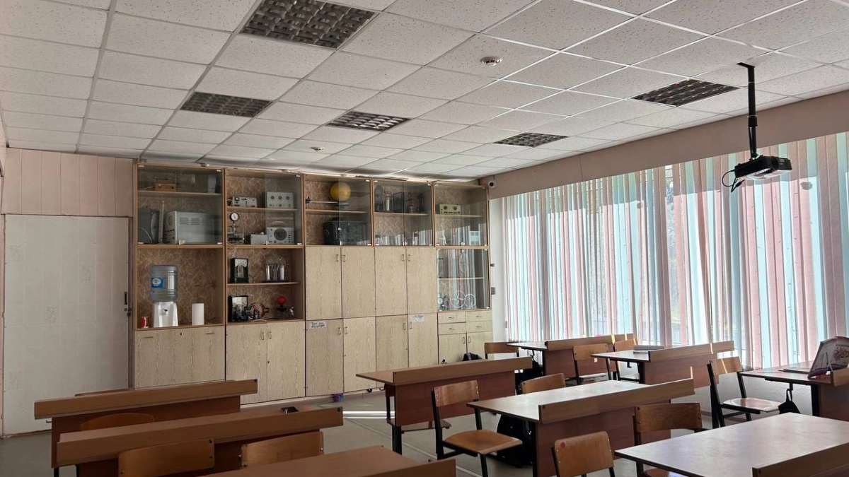 «Потекли потолки»: очевидцы рассказали о школе в Арбеково