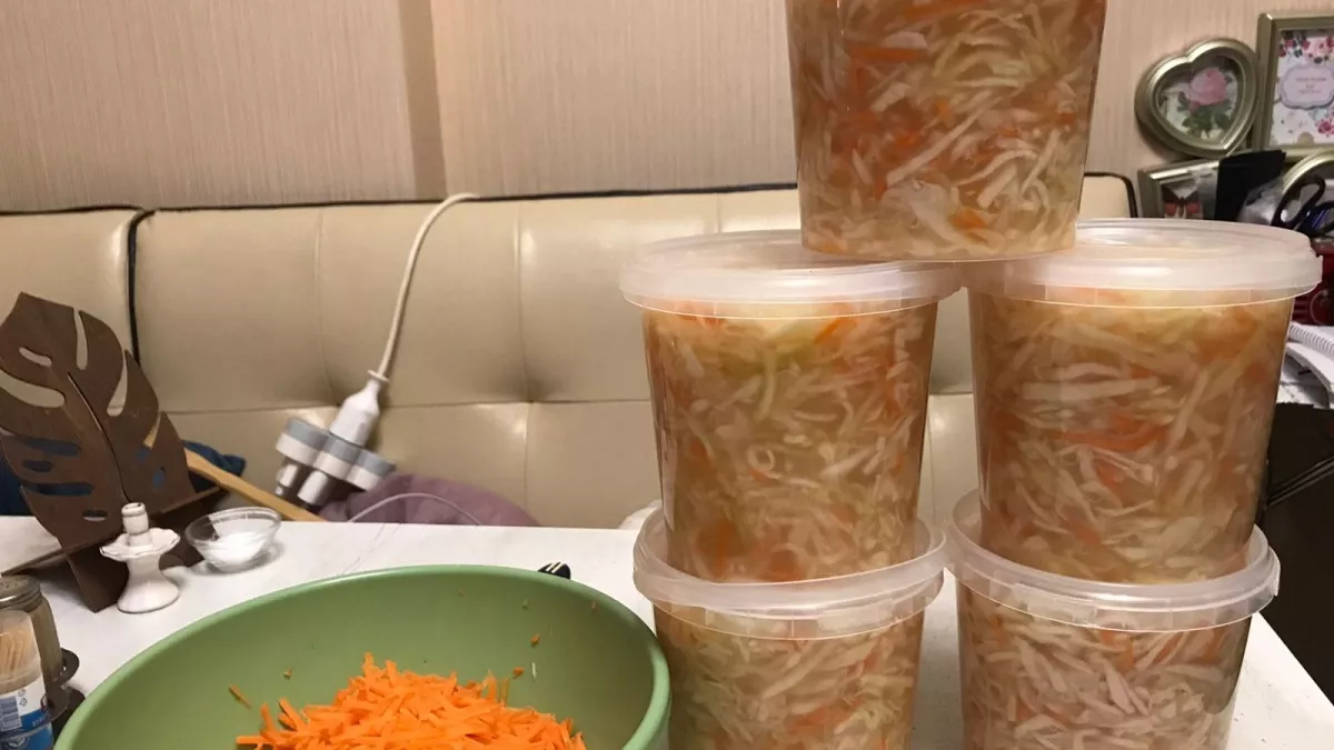 Квашеная капуста: польза, вред и правила употребления