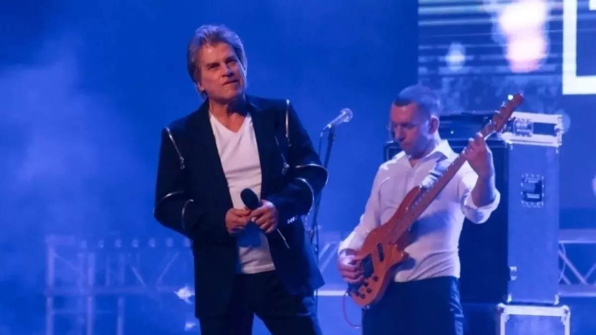 72-летний Алексей Глызин  шокировал пензячек обнаженным торсом на концерте