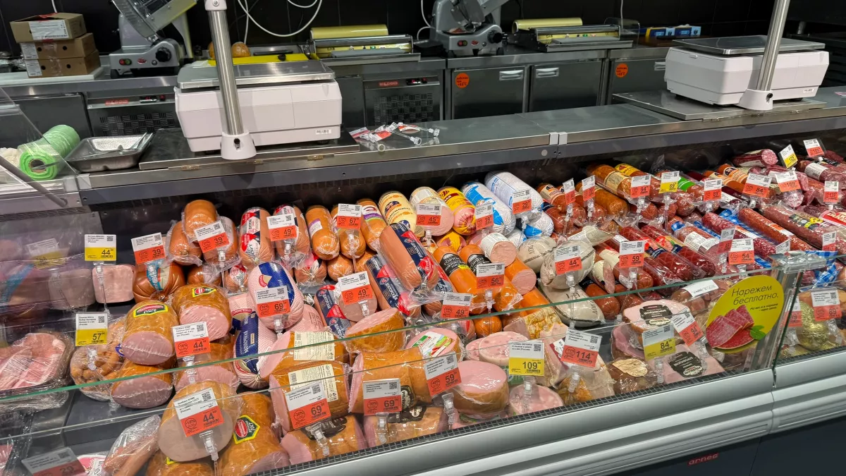 Значок на упаковке колбасы, который выдает подделку: как не купить фальсификат