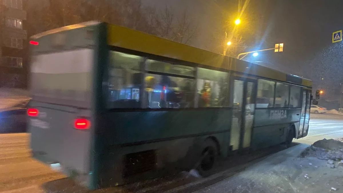 На проспекте Победы автобус попал в ДТП