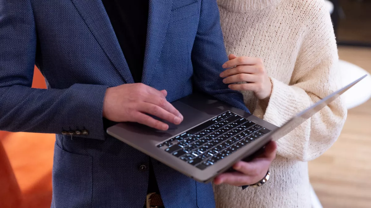 Мужчины готовились к 8 Марта активнее, чем женщины к 23 Февраля