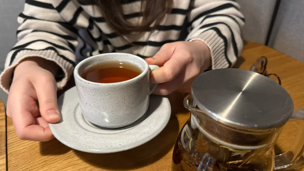  Всю жизнь завариваем чай неправильно: сколько минут ждать после закипания воды - запомните важное правило 