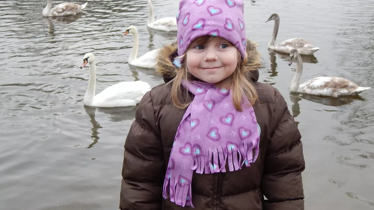 Редкое и очень мелодичное имя для девочки, в переводе обозначает «Божий дар»: и ещё 7 уникальных имён и значений