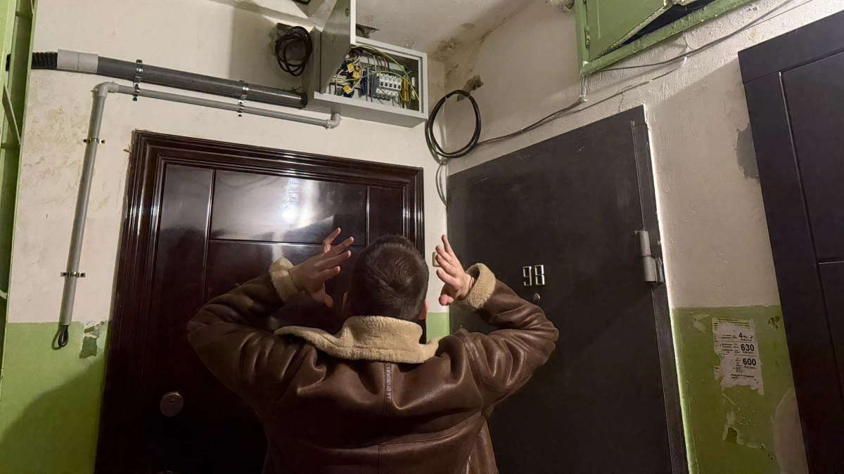 Пьяный пензенец с ножом требовал сына поговорить с ним, но вытребовал только уголовку