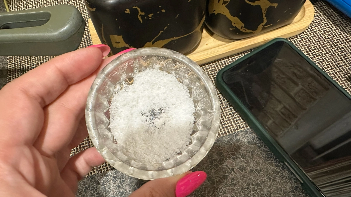 Работает уже через 1 час – энергия соли притягивает невероятное: мудрый совет из Тибета