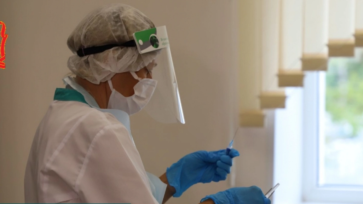 В детские больницы Пензы завезли вакцины от менингококка и ветряной оспы