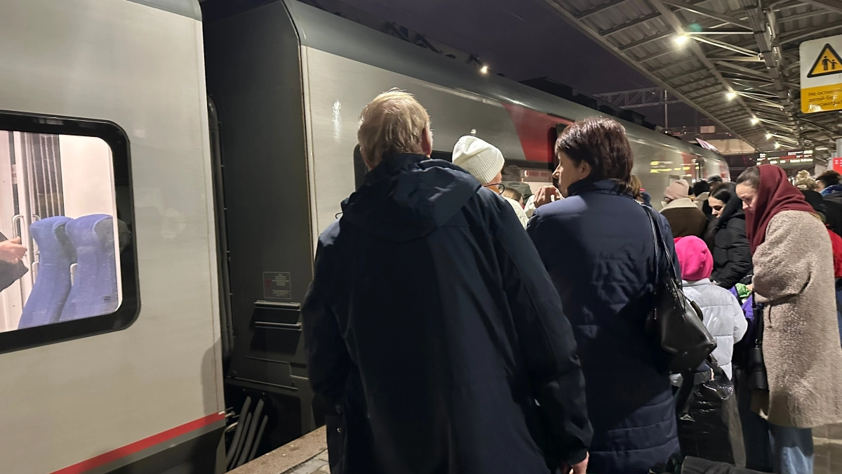 В одном и том же вагоне есть полки на 15 см короче: опытный путешественник рассказал, как не попасться