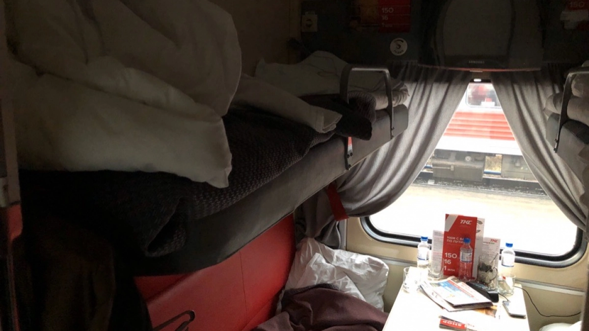 Соседка по купе оказалась настоящим испытанием: как мы ехали с дочкой в Крым на поезде