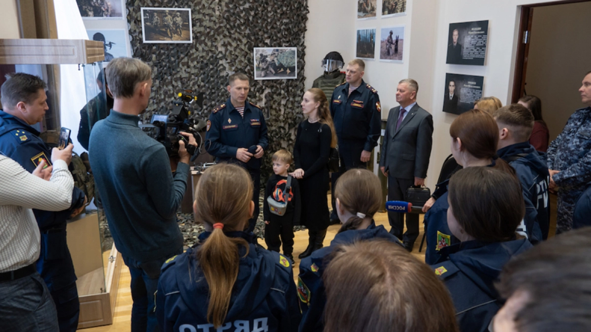 В краеведческом музее г. Пензы открылась выставка, посвященная 10-летию Росгвардии