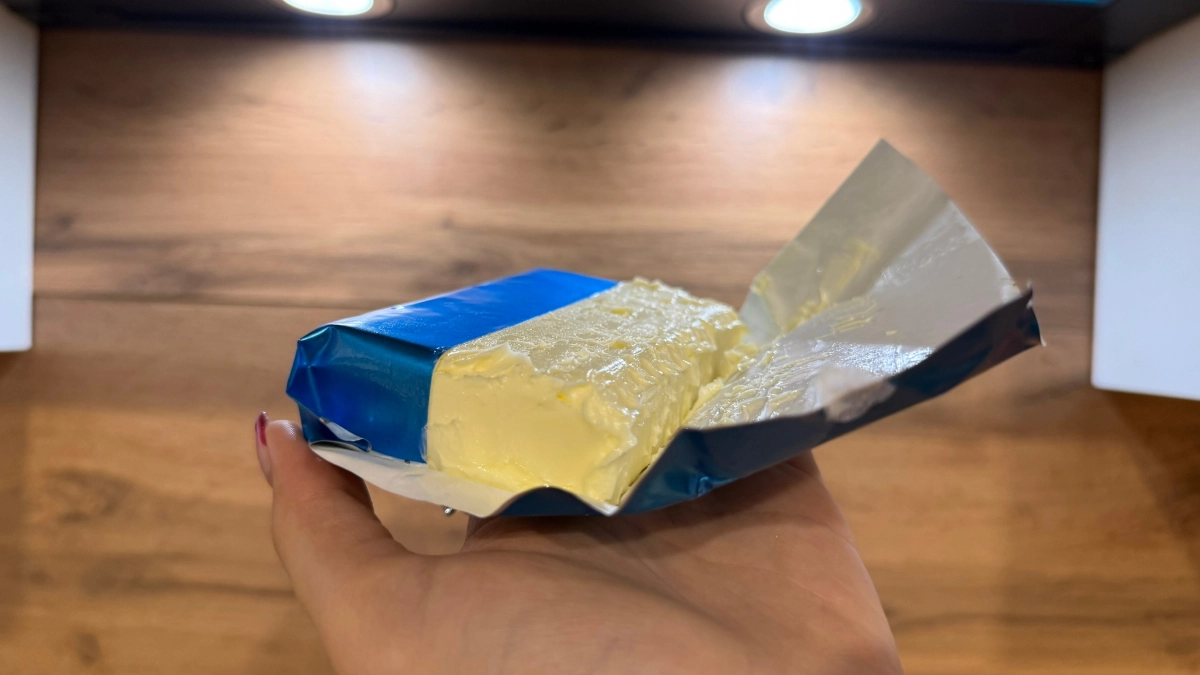 Смело берите по 5 пачек - внутри 100% сливки: Роскачество одобрило эти марки сливочного масла - идеальны для Кулича