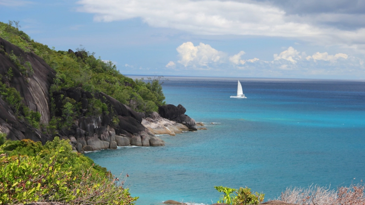 В России есть место с морем как на Мальдивах — мало кто знает этот курорт, а зря, рассказываю где это