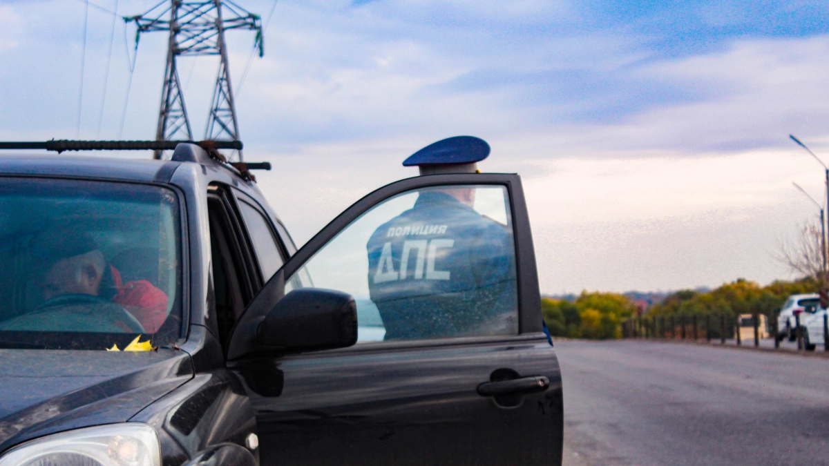 ГИБДД против «старичков»: будут штрафы за возраст машины - водителям указали действующие нормы и ограничения  