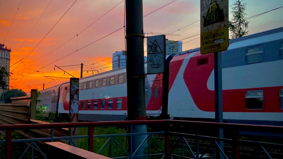 Будете спать на моей верхней полке: крикнула мне бабка из плацкарта — но что придумали другие пассажиры