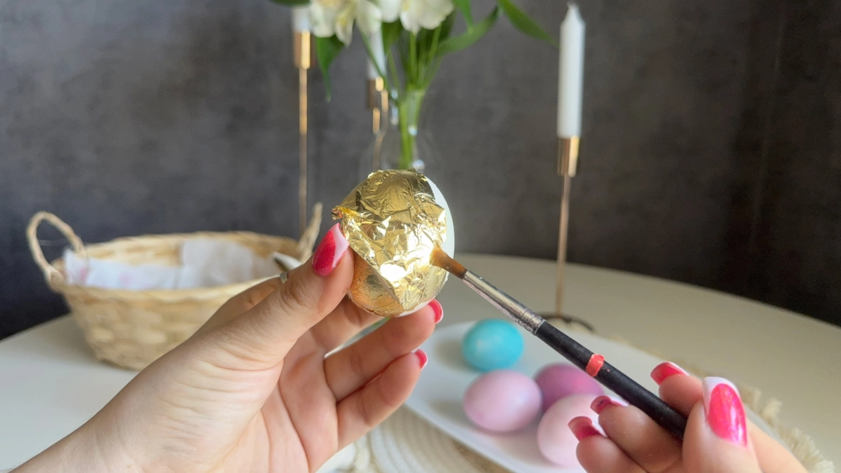 В какой день красить яйца на Пасху 2026 — традиции говорят одно, батюшка объяснил другое