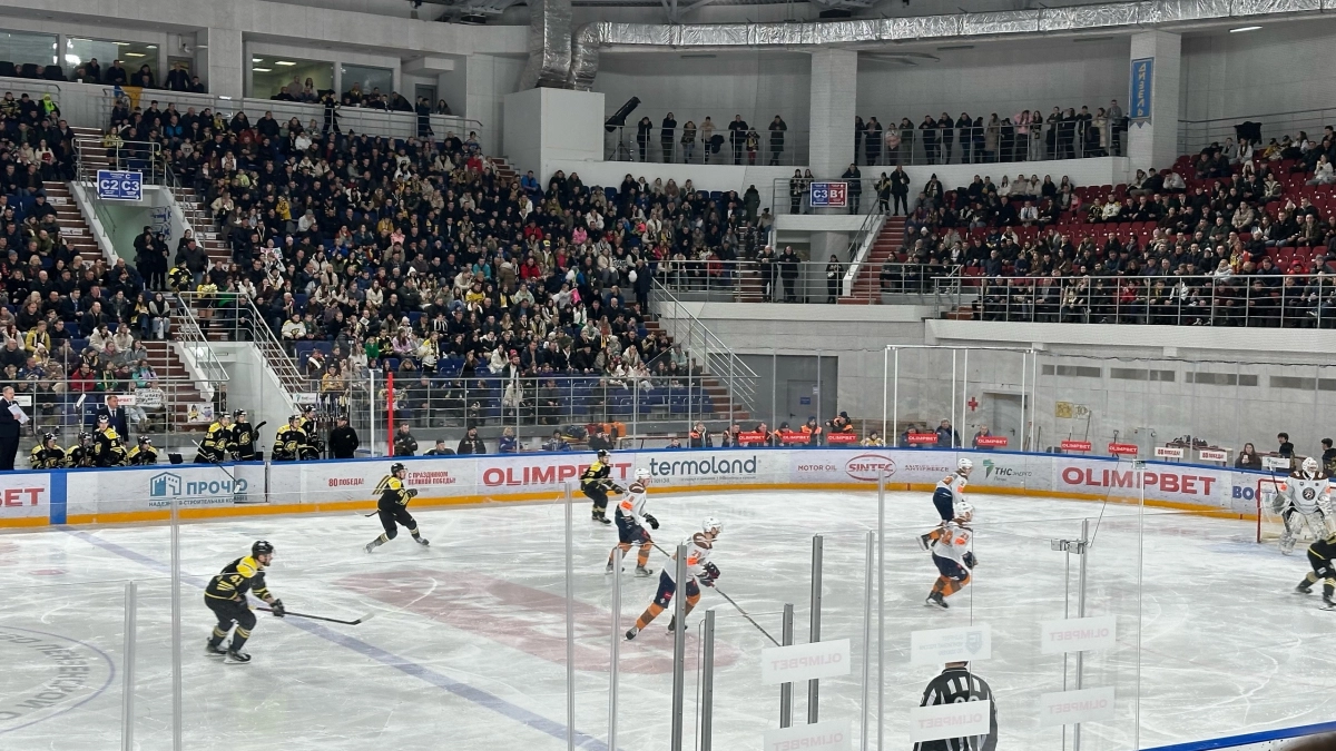 «Дизель» уступил «Нефтянику» со счетом 4:1