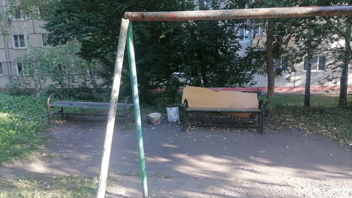 Пензенцев огорчили: чиновники передумали устанавливать новые детские элементы во дворах