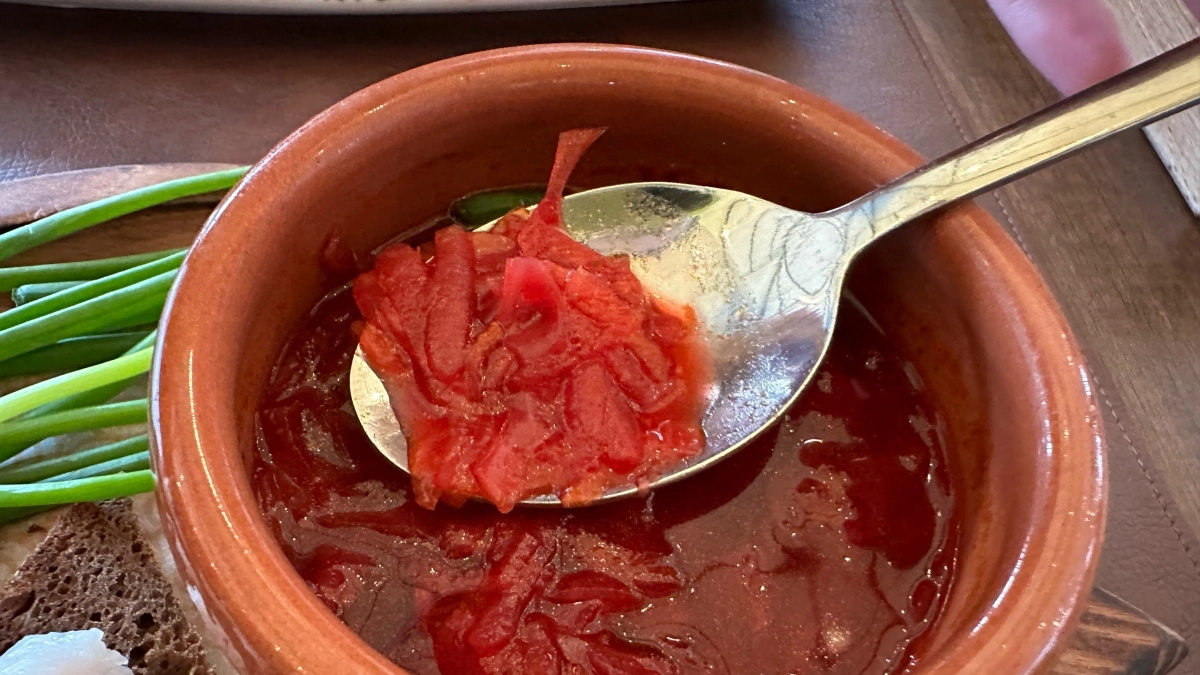 Спасибо соседке за подсказку: постный борщ теперь у меня получается ещё вкуснее — делюсь рецептом