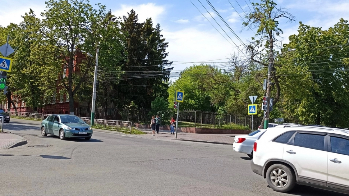 Пензячке, известному зоопсихологу и просто красавице посвящал свои стихи Владимир Маяковский