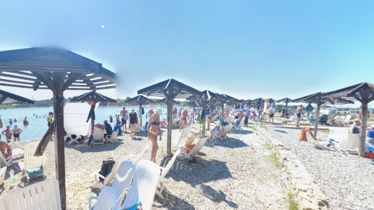 На границе с Казахстаном есть шикарный курорт России: солёные озёра, кумыс и арбузы круглый год