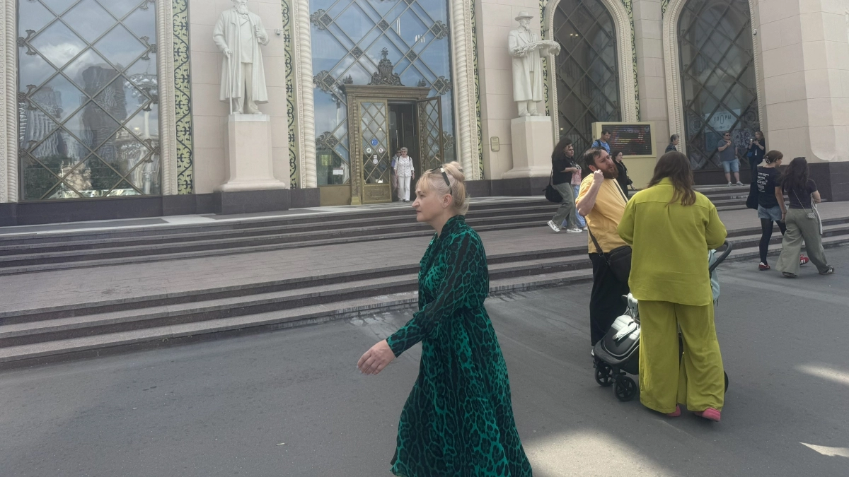 После 40 от женщин начинает пахнуть бабушкой: 5 причин, почему это может происходить - гигиена уже не гарантия свежести