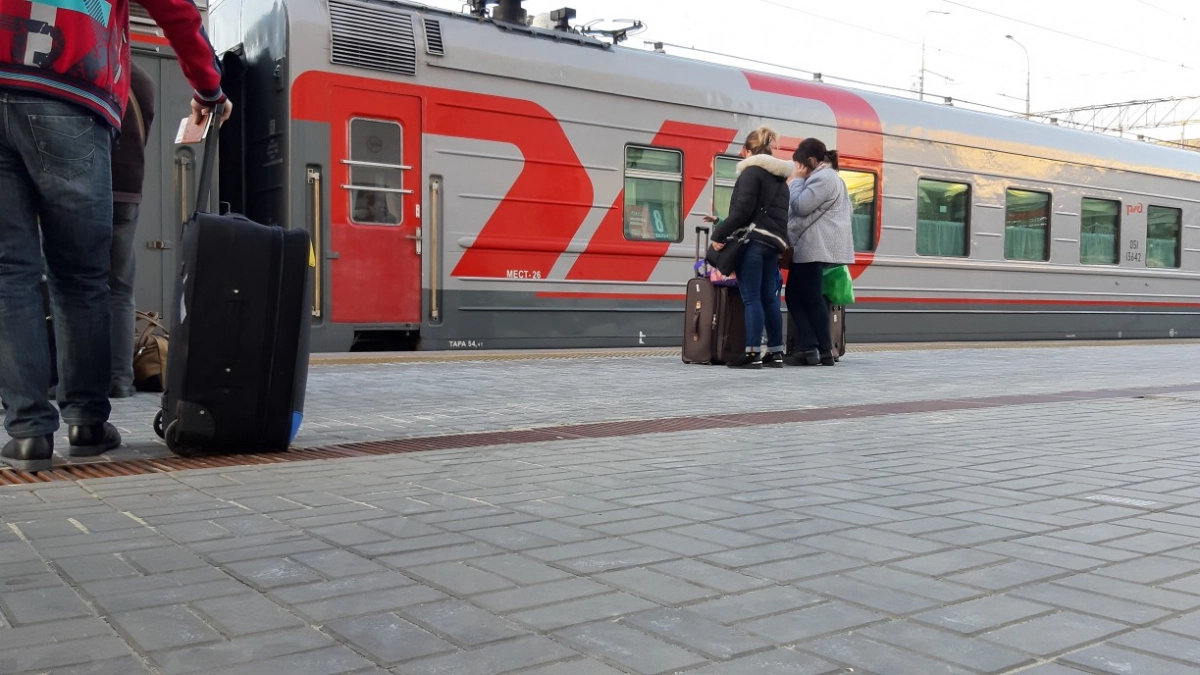 С 10 апреля станет дешевле: РЖД ввело дополнительные скидки на семейный билет - кто в списках 