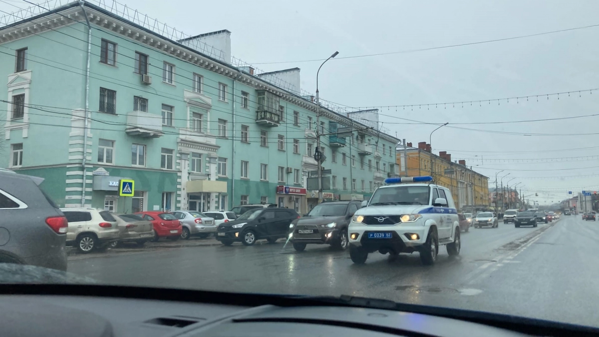 В Пензе правоохранители задержали любительницу элитного парфюма