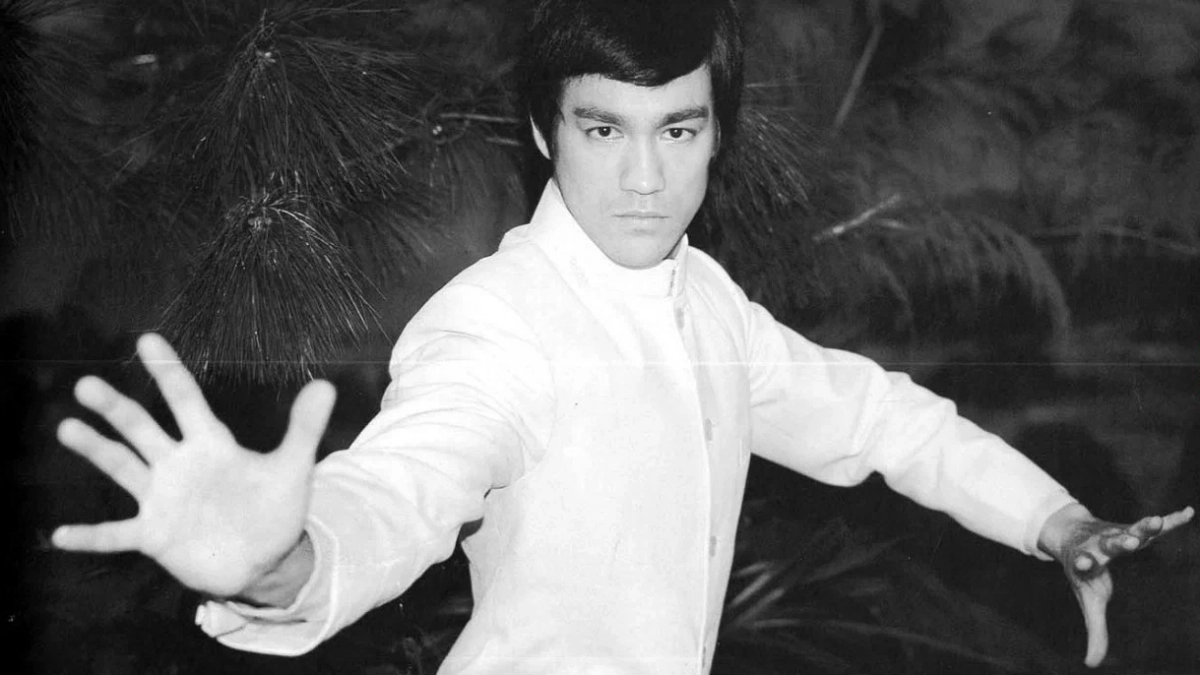 Чего нельзя раскрывать о себе никому: даже если это близкие люди - мудрый жизненный совет от Брюса Ли