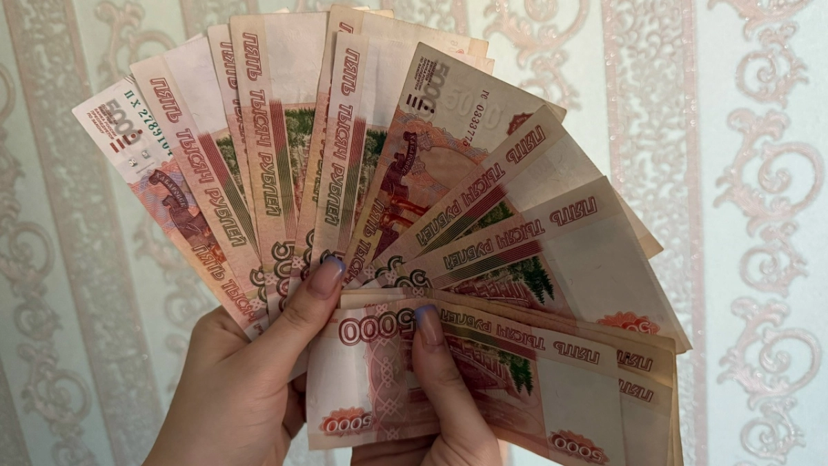 Жительница Пензы потеряла полмиллиона, поверив «бывшему работодателю»