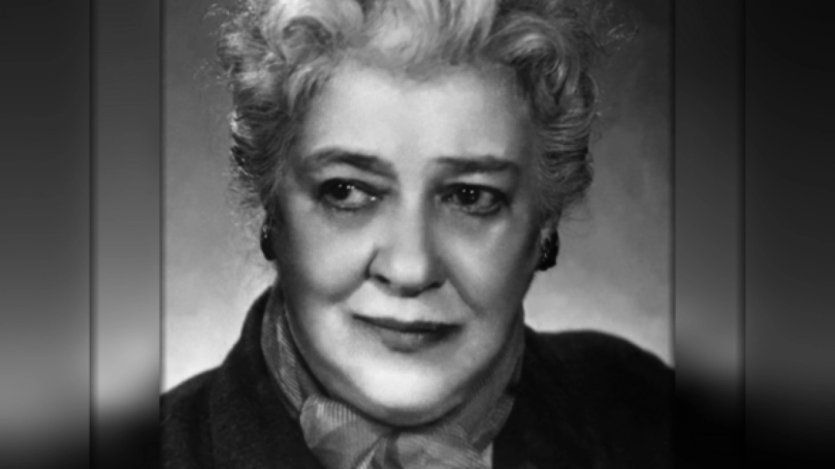 Как словом "дать сдачи" тому, кто вам постоянно хамит - резкая и точная цитата Фаины Раневской: наглец в душе расплачется от обиды 