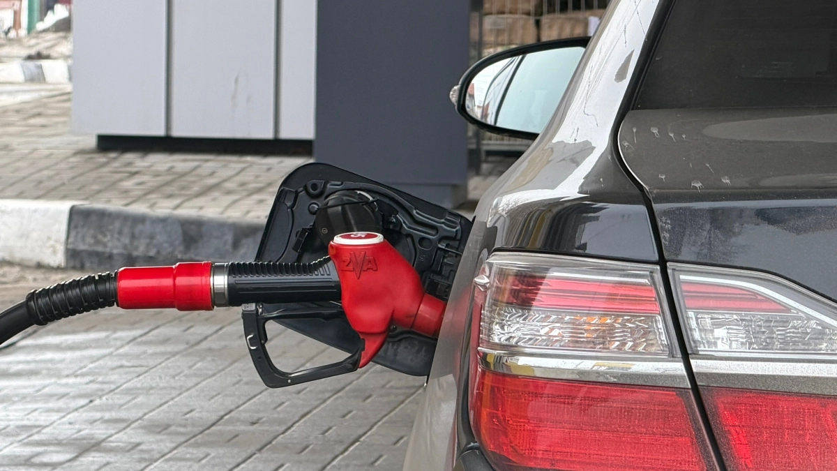 На АЗС вводят постоплату: вот почему многие водители недовольны новым методом - хитрость нового правила 