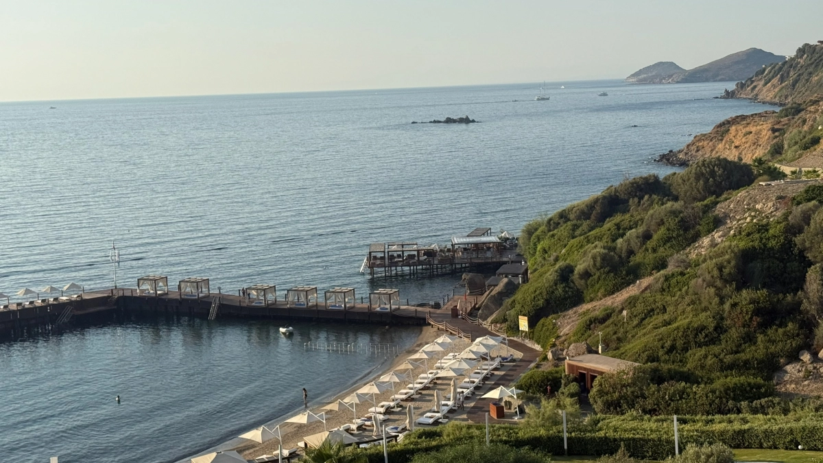 10 курортов с морем, куда рванули все пенсионеры после зимы - не только на дачу: за копейки и с теплым морем 