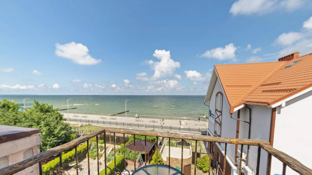 Европейские улочки, сказочные домики - россияне распробовали новый курорт: красивое море и без толп туристов 