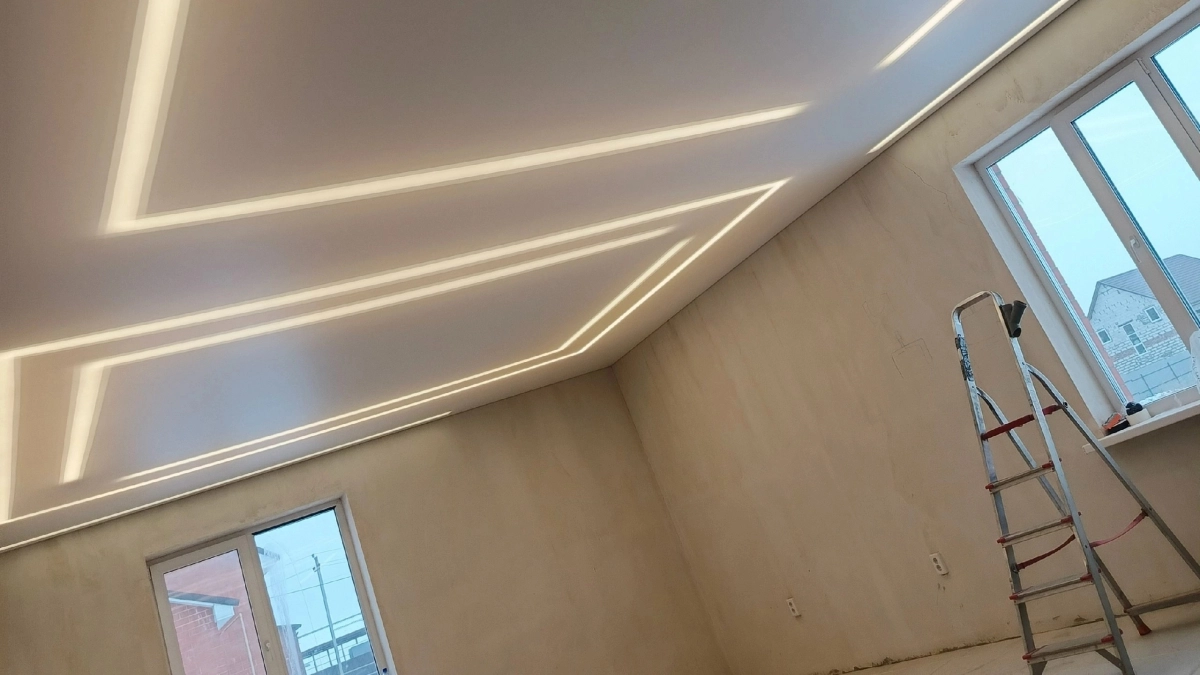 Натяжные потолки - полный колхоз: показываю 4 современных замены для трендового ремонта