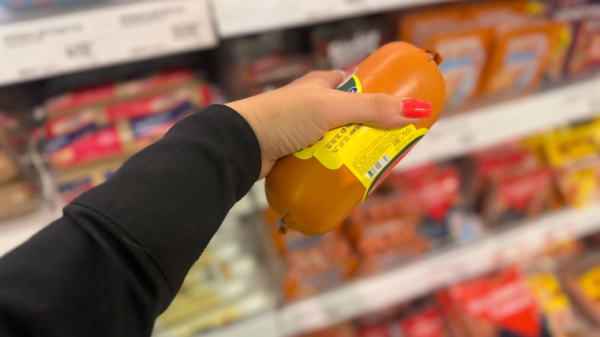 Смело берите по 2 каталки - там чистое мясо: Роскачество назвало лучшие марки докторских колбас 