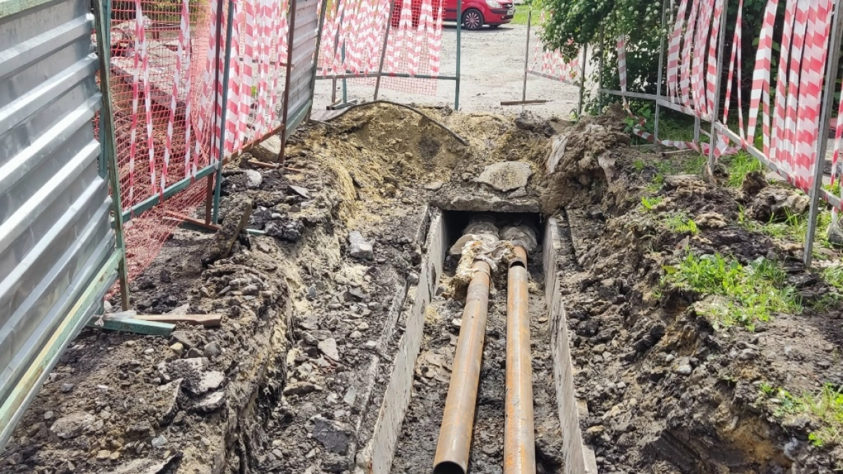 На проспекте Победы произошла коммунальная авария