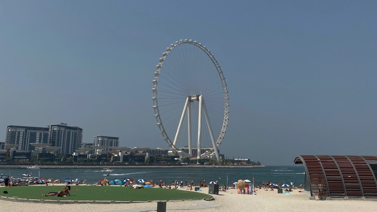 Море без виз, +30 °C и шоколадный загар: 13 стран, куда можно поехать на море без бумажной волокиты - полный список 2026