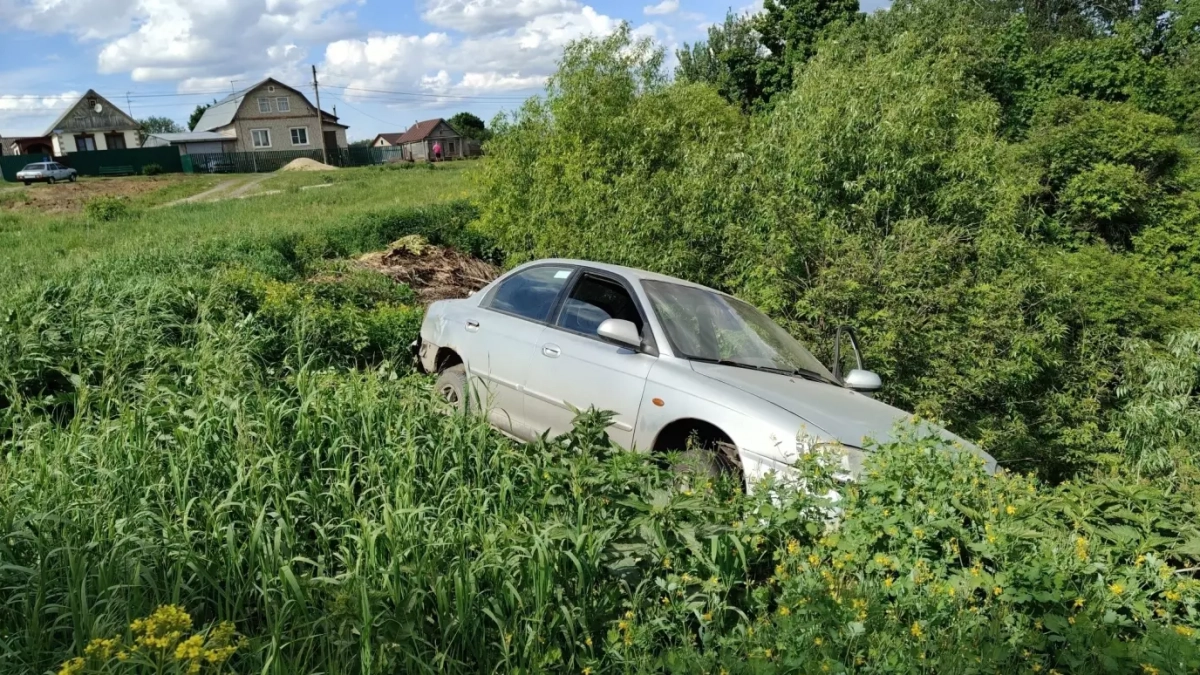 В Рамзае исчез водитель вылетевшей с дороги легковушки
