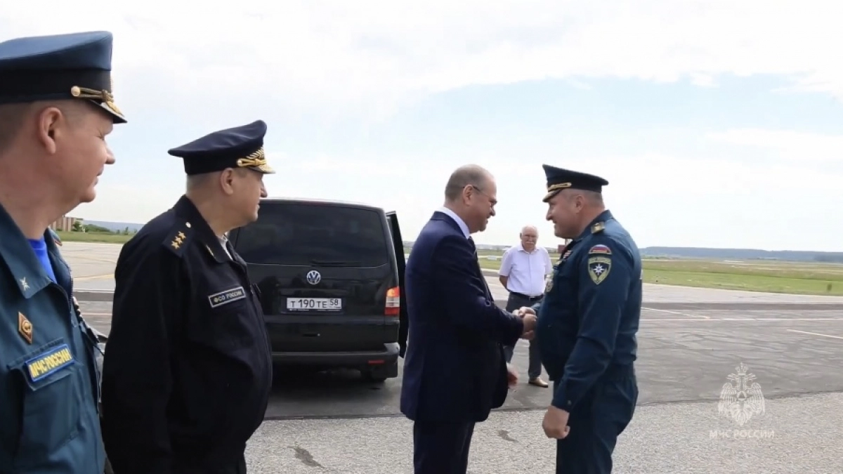 В регион прибыл глава России МЧС 