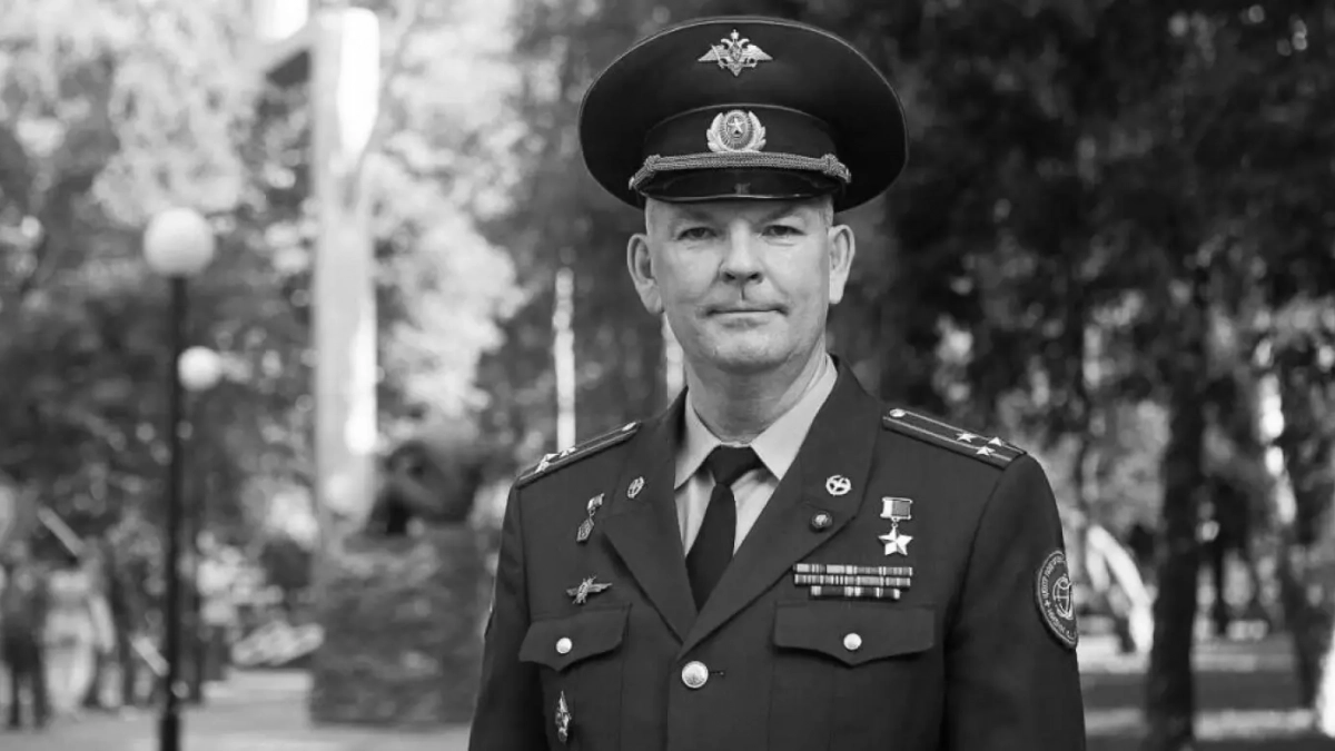 В Пензе скончался летчик-космонавт Александр Самокутяев