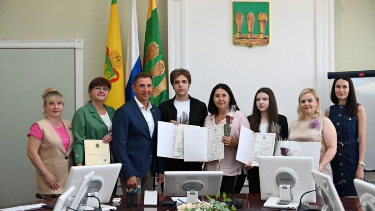 Юные пензенцы презентовали главе города свои идеи по благоустройству