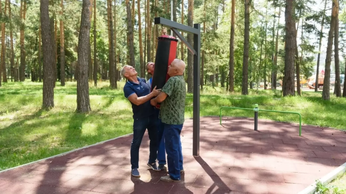 Родители юного вандала из Заречного возместили ущерб скверу Демакова