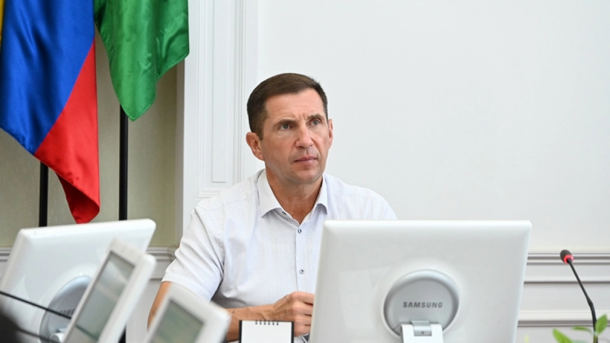 Мэр Пензы Денисов готовится к прямой линии с горожанами: жители уже задают острые вопросы