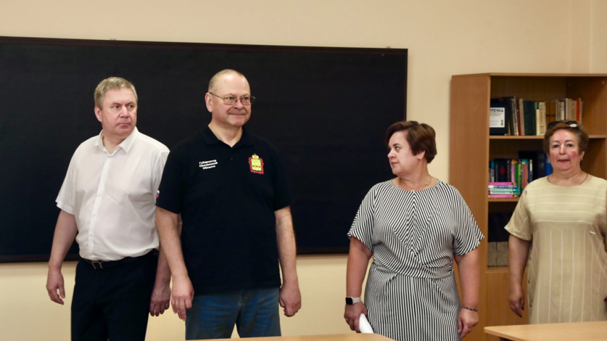 Мельниченко пообещал привести в порядок все крупные школы Сердобска