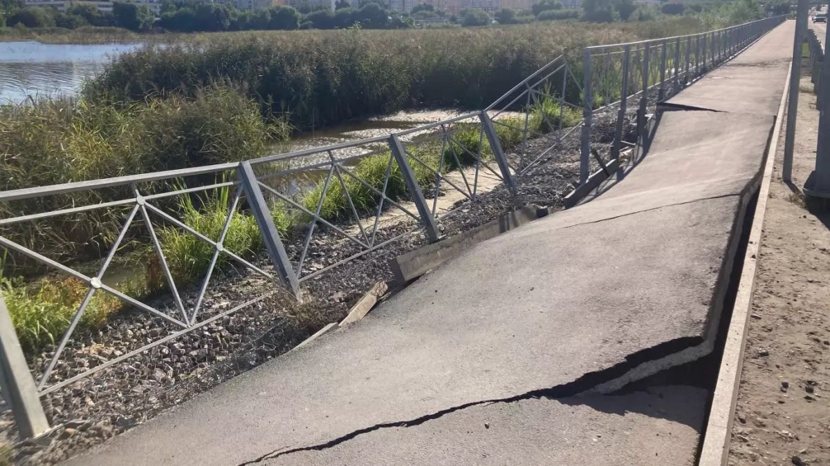 "Снова никто не виноват?“: на улице Бутузова в Пензе в третий раз за последние два года провалился асфальт