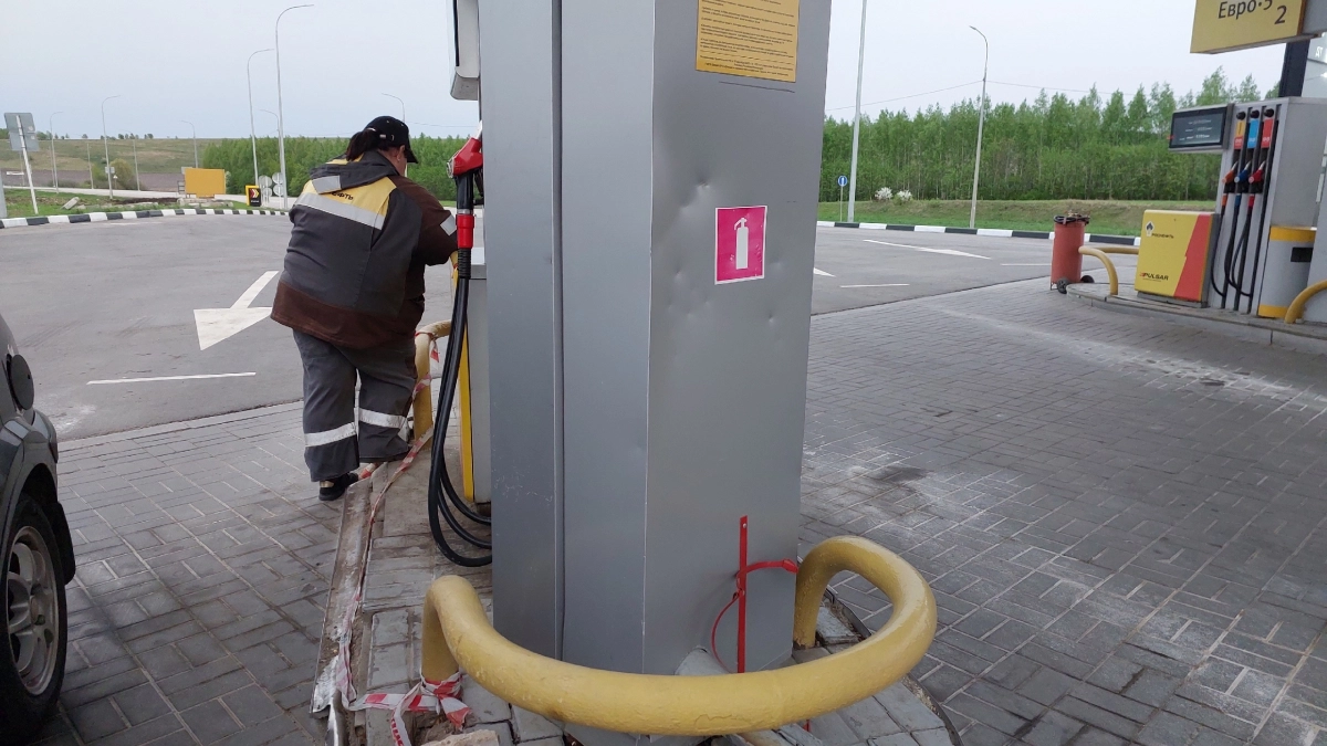Льготный режим продажи бензина продлён: что изменится для нефтяников и потребителей