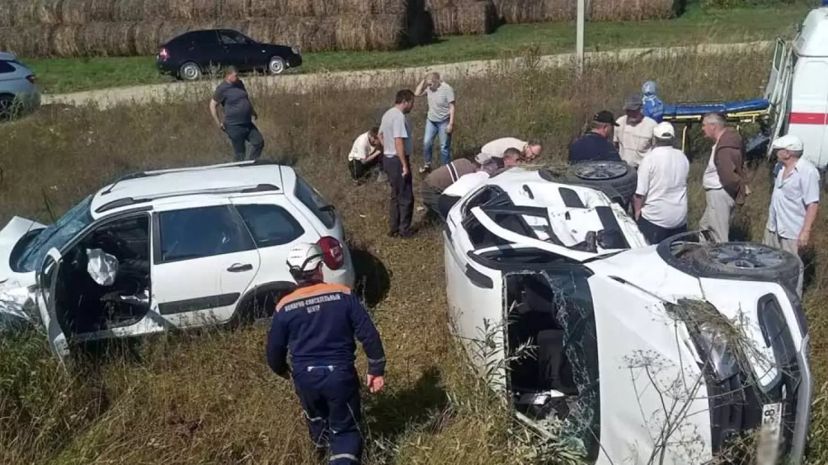 На трассе в Пензенской области в жестком ДТП пострадали пенсионер и юноша