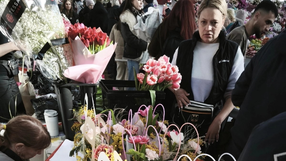 Линейка подорожает: сколько будет стоить букет школьника в этом году