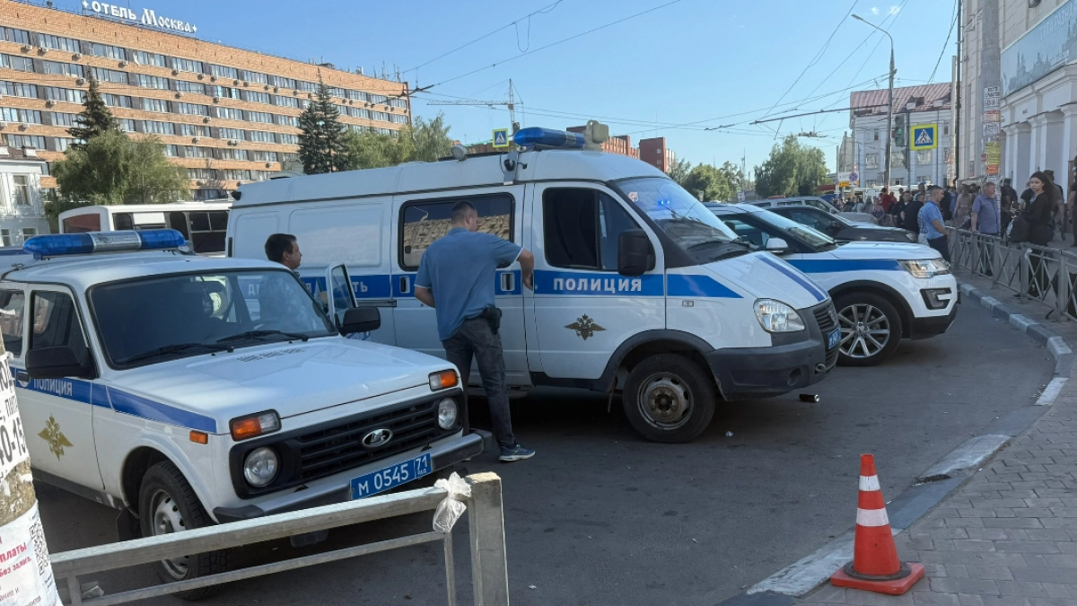 В Бессоновском районе водитель маркетплейса хотел подарить жене и дочери украденные украшения